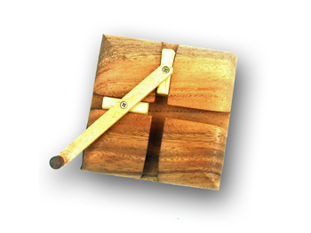 Wooden bullcrap grinder puzzle